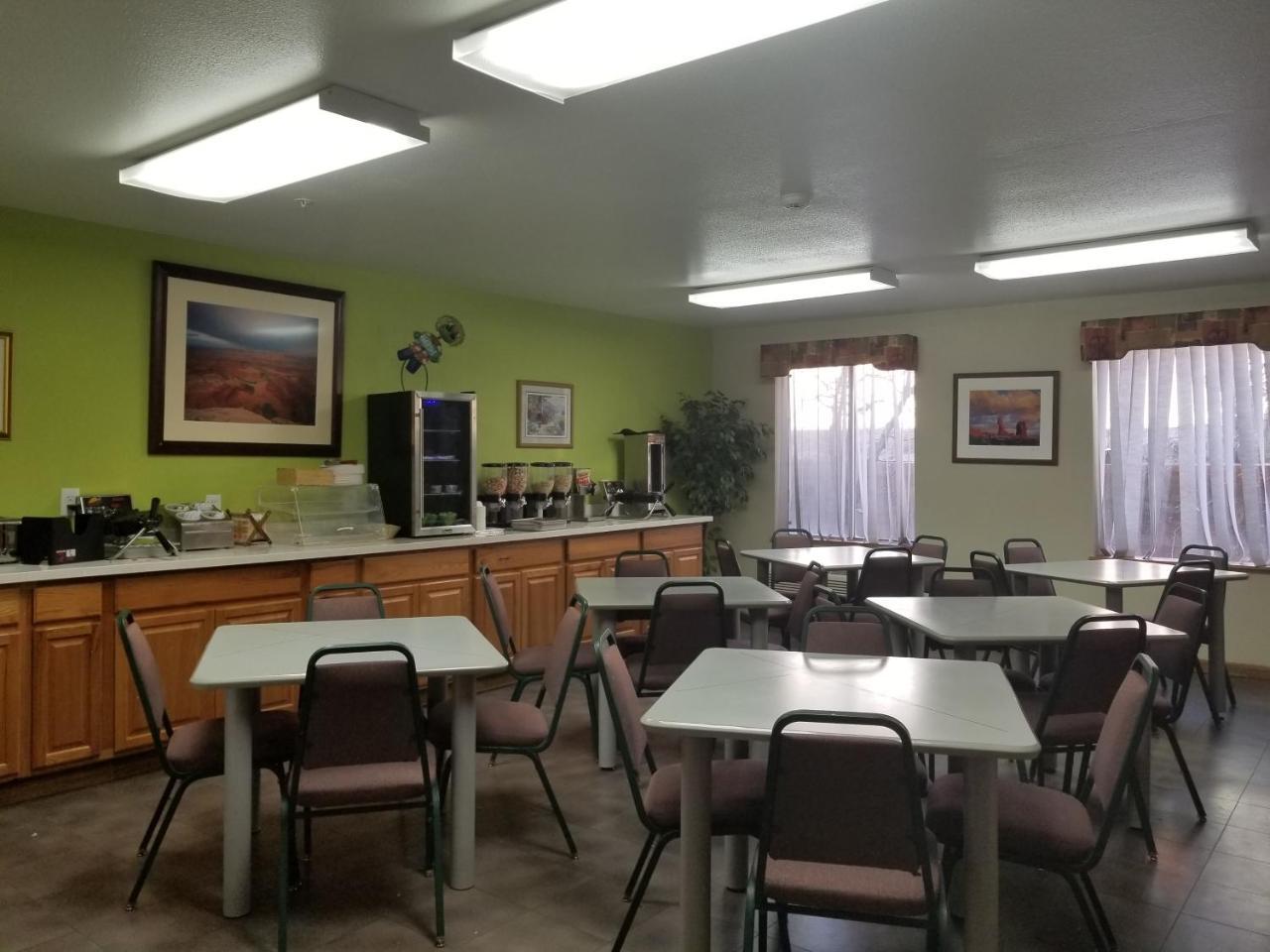 Moab Gateway Inn At Arches Nat'L Park Екстериор снимка